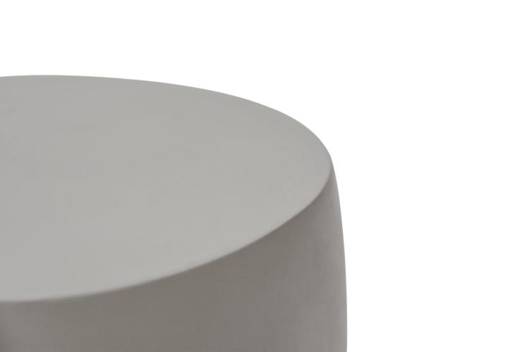 IKARIA Cobble Concrete Side Table